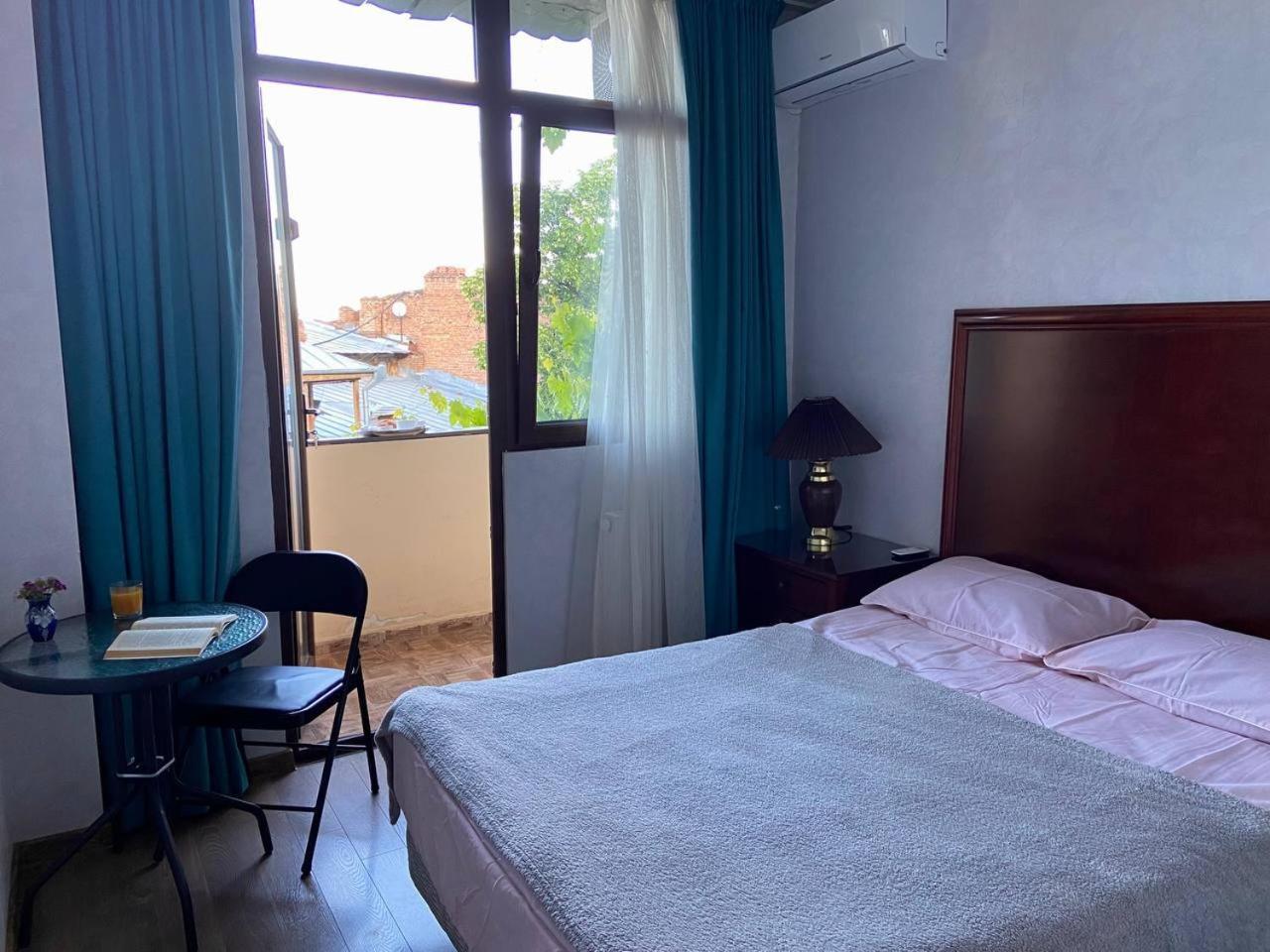 Hotel "Tbilisi Tales" In The Heart Of The Old City Luaran gambar