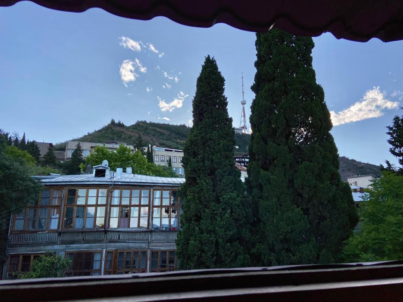 Hotel "Tbilisi Tales" In The Heart Of The Old City Luaran gambar