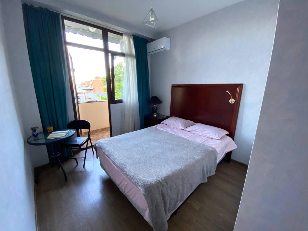 Hotel "Tbilisi Tales" In The Heart Of The Old City Luaran gambar