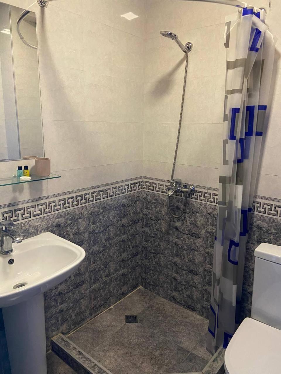 Hotel "Tbilisi Tales" In The Heart Of The Old City Luaran gambar
