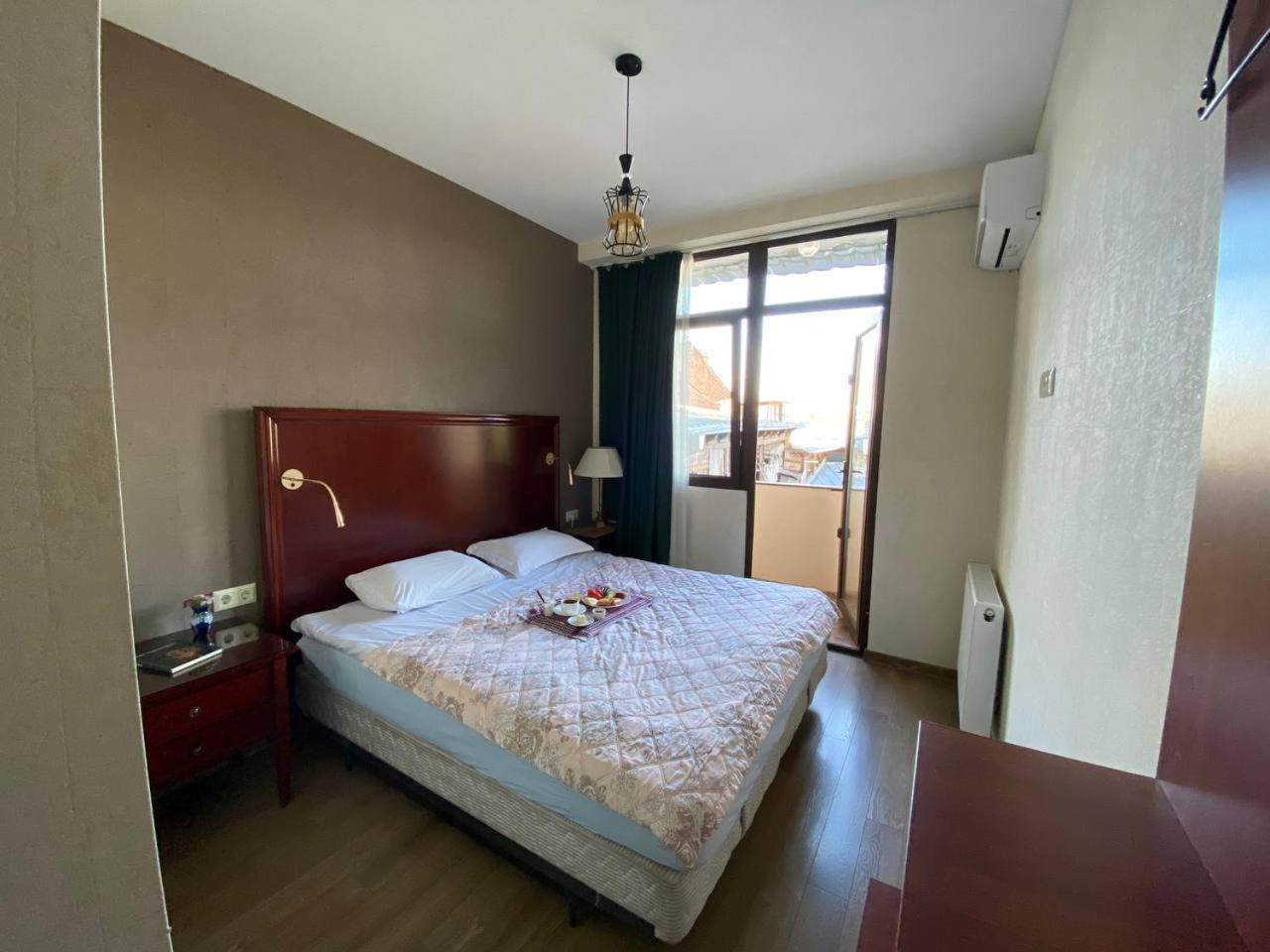 Hotel "Tbilisi Tales" In The Heart Of The Old City Luaran gambar