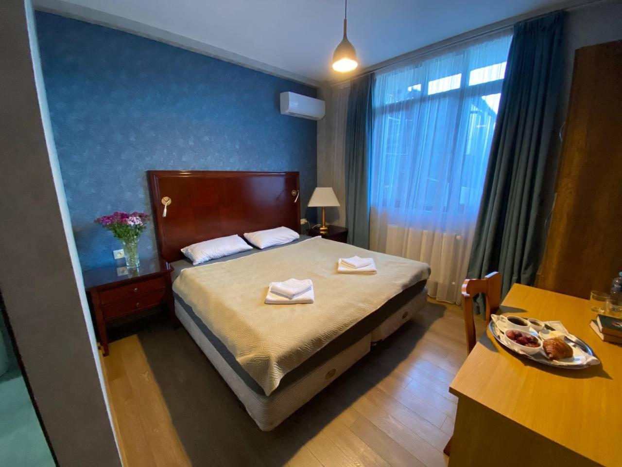 Hotel "Tbilisi Tales" In The Heart Of The Old City Luaran gambar