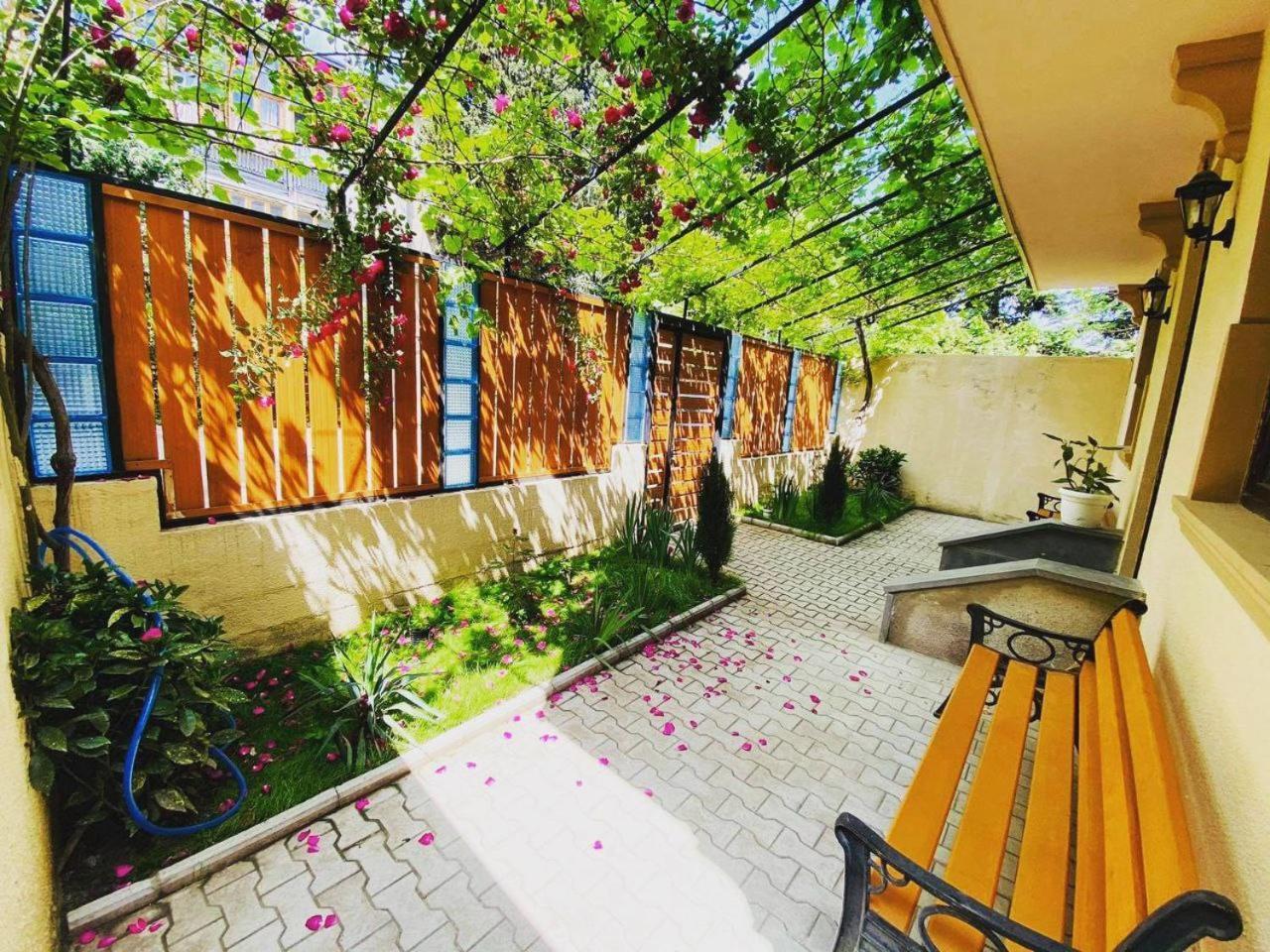 Hotel "Tbilisi Tales" In The Heart Of The Old City Luaran gambar